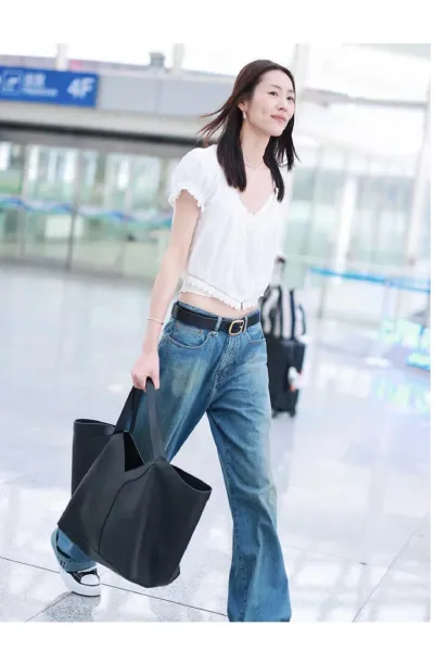 Balenciaga Everyday Tote Black Leather Tote Bag - 11