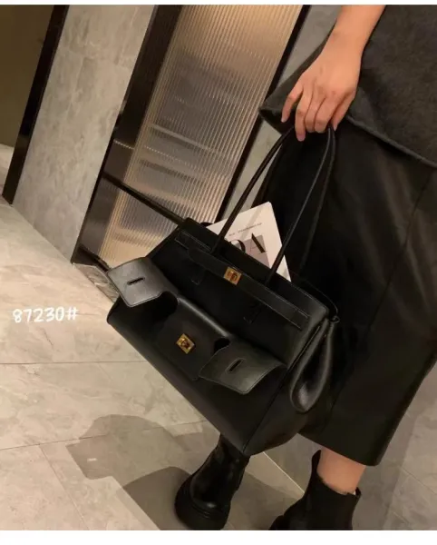 Celine Triomphe Tote Bag Tan Leather Handbag - 35