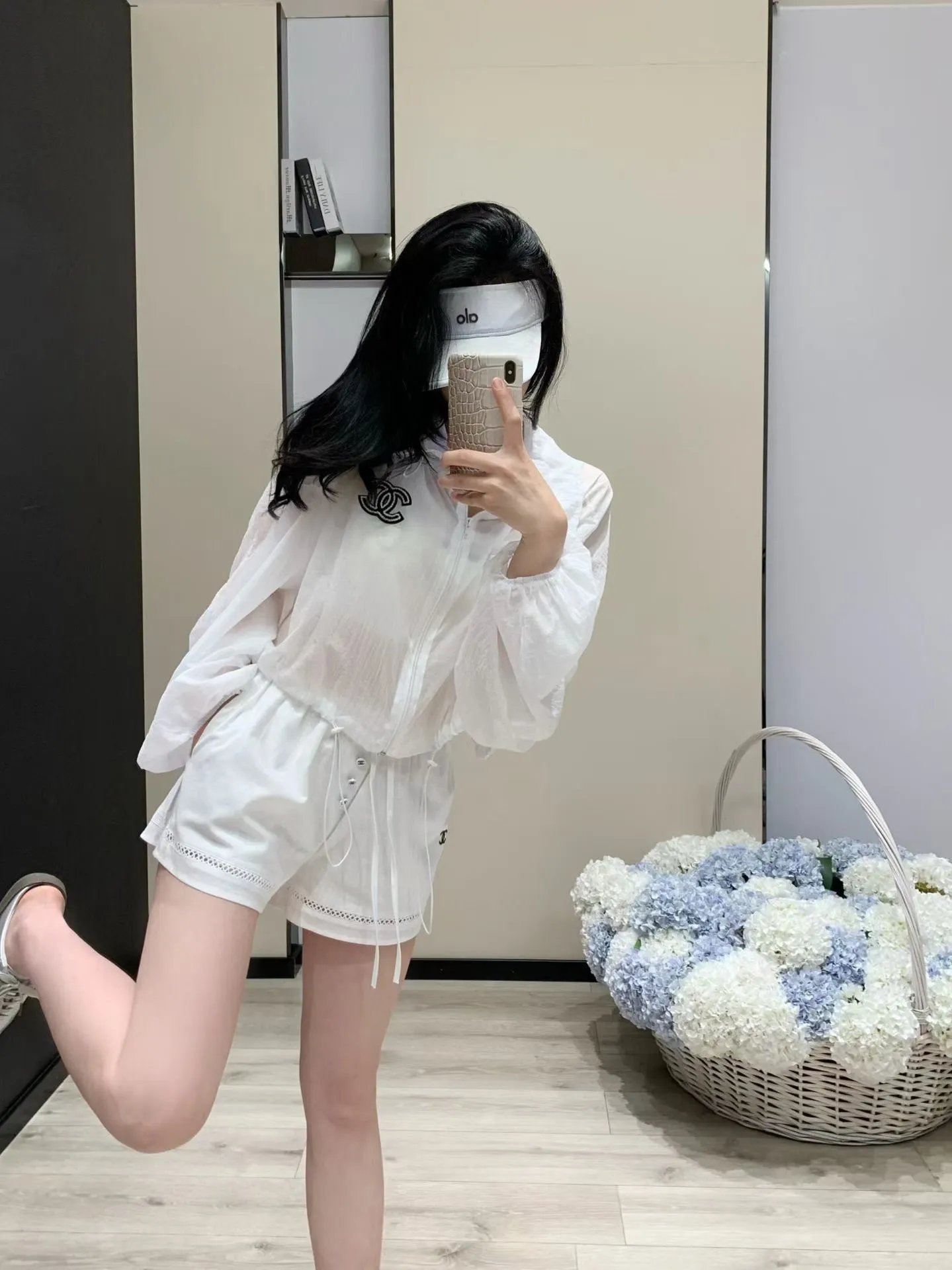 Chanel Graphic Print Long-Sleeve T-Shirt and Lace-Trimmed Shorts Set White - 9