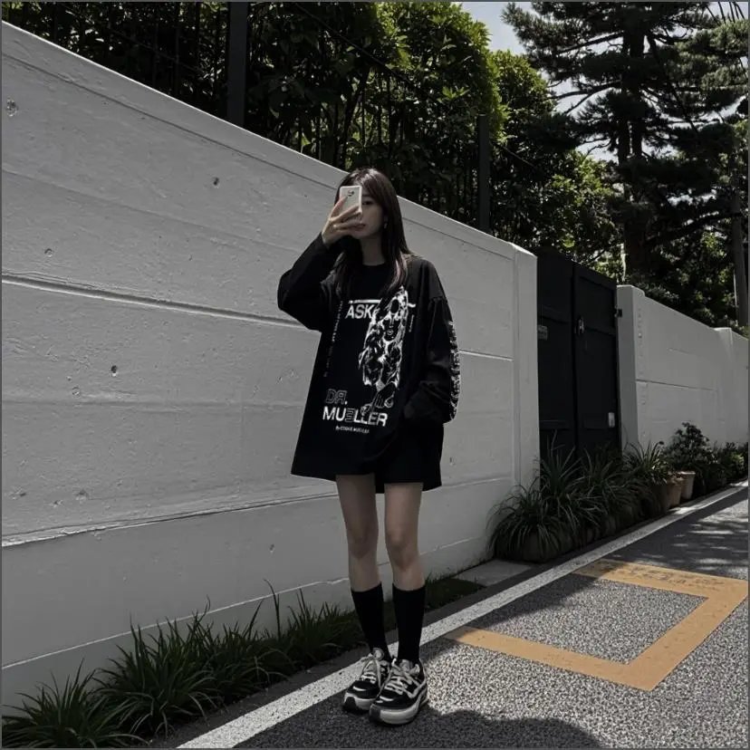 Design TV Gone Long Sleeve T-Shirt White - 8