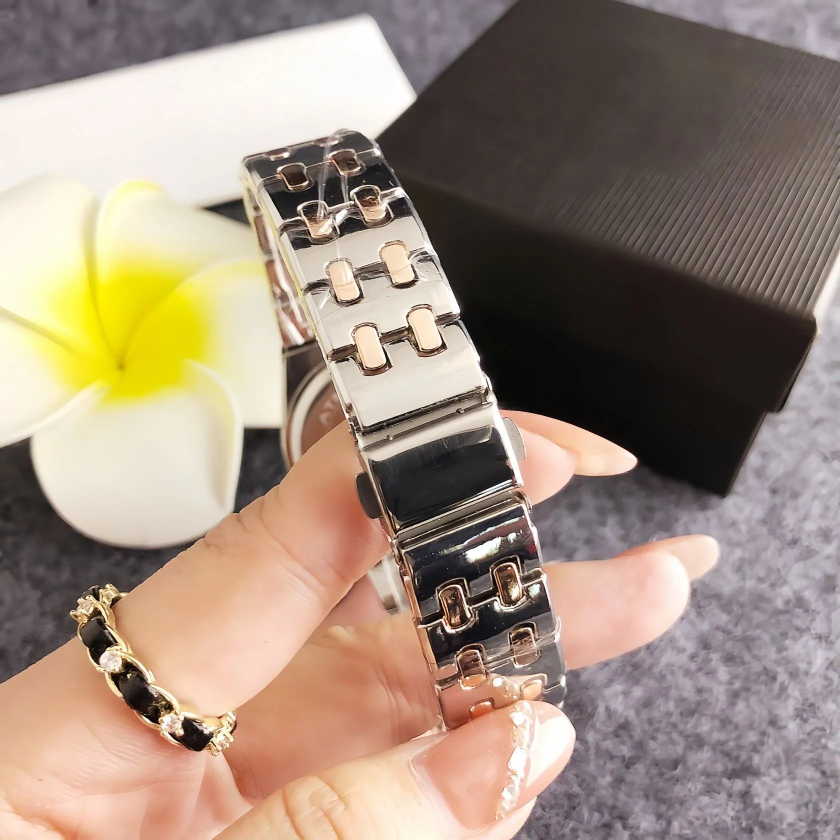 Design Luxury Crystal-Embellished Rose Gold Watch Watches - 7