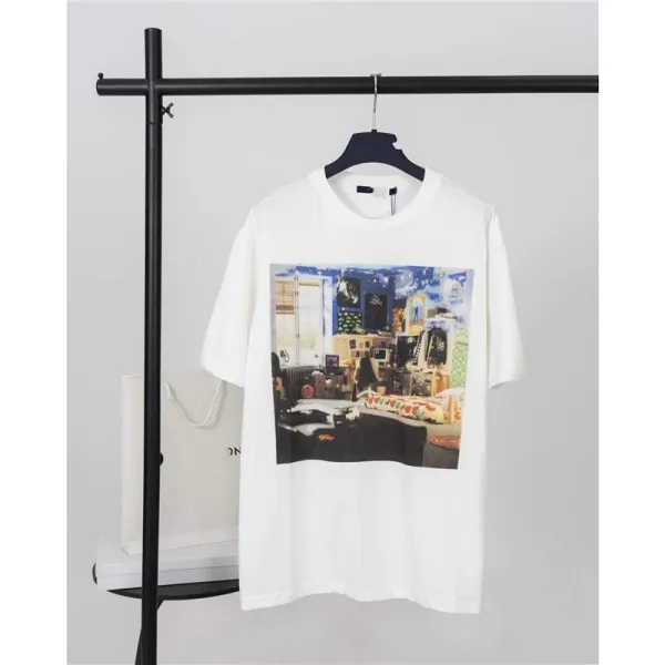 Design Photorealistic Collage Print White T-Shirt - 1