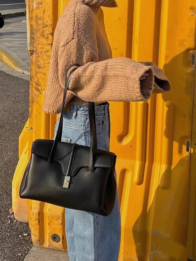Celine Triomphe Tote Brown Leather Handbag - 30