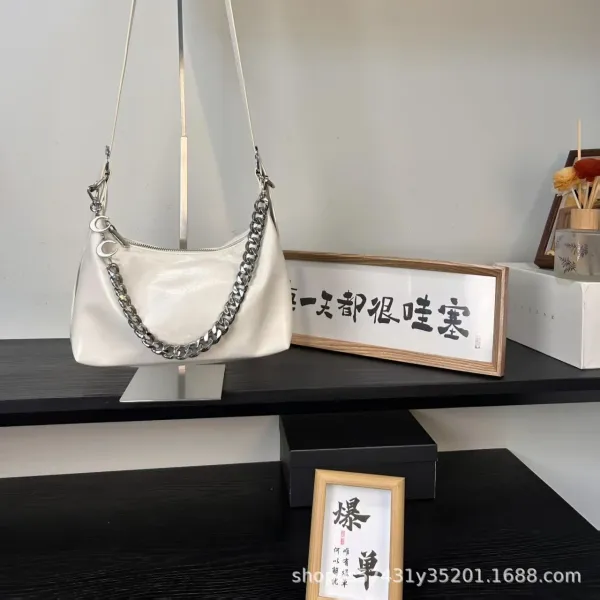 Design Chain-Strap Hobo Bag White - 1