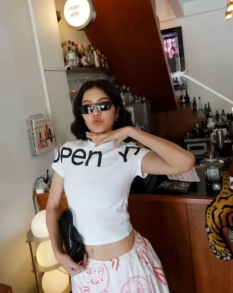 Design Open YY Logo Graphic T-Shirt White Tops.t Shirts - 10