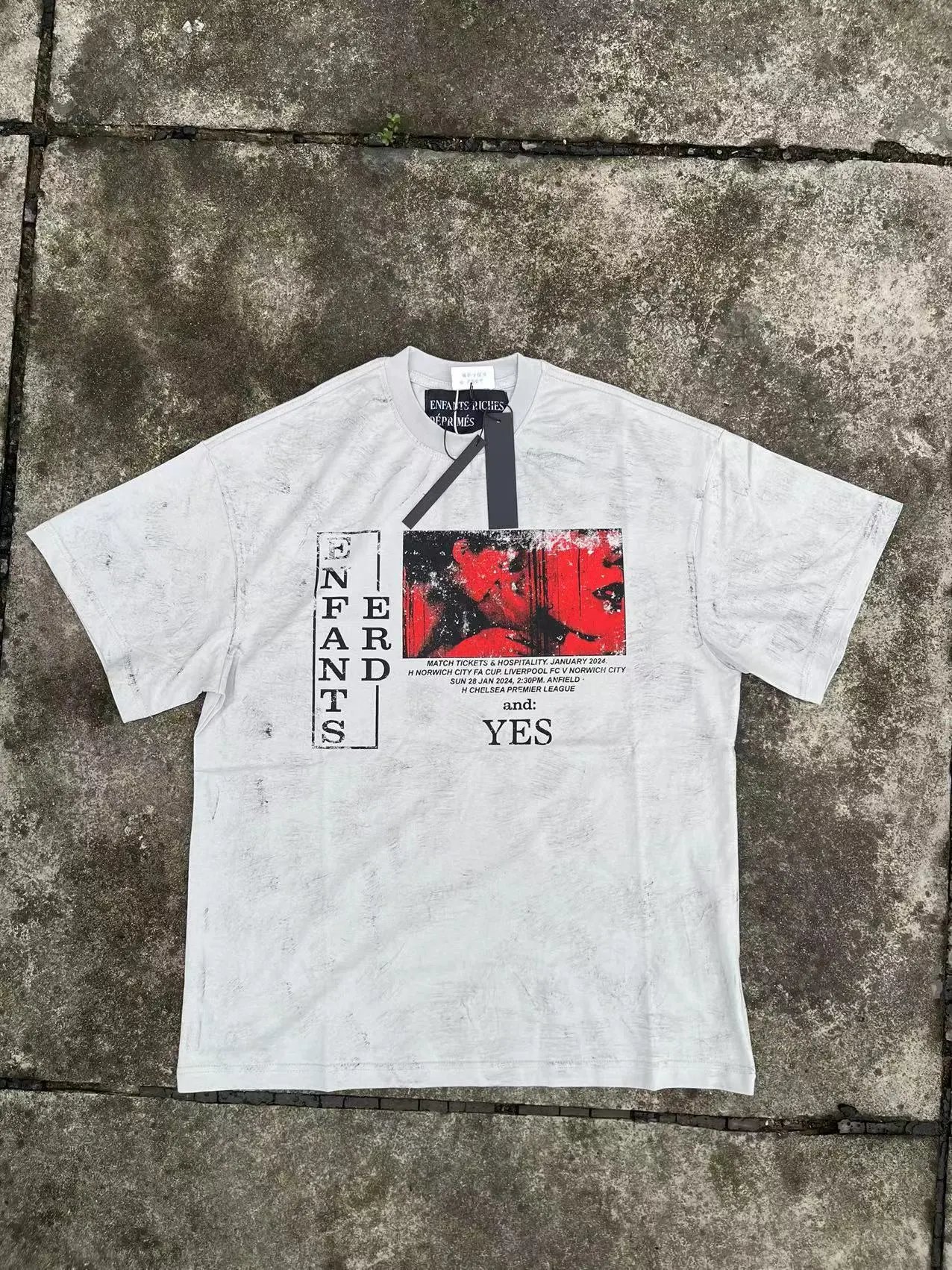 Enfants Riches Déprimés Match Ticket Print Distressed White T-Shirt