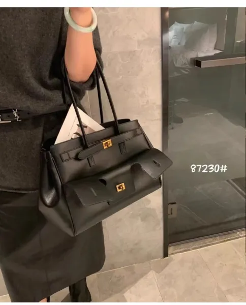 Celine Triomphe Tote Bag Tan Leather Handbag - 34