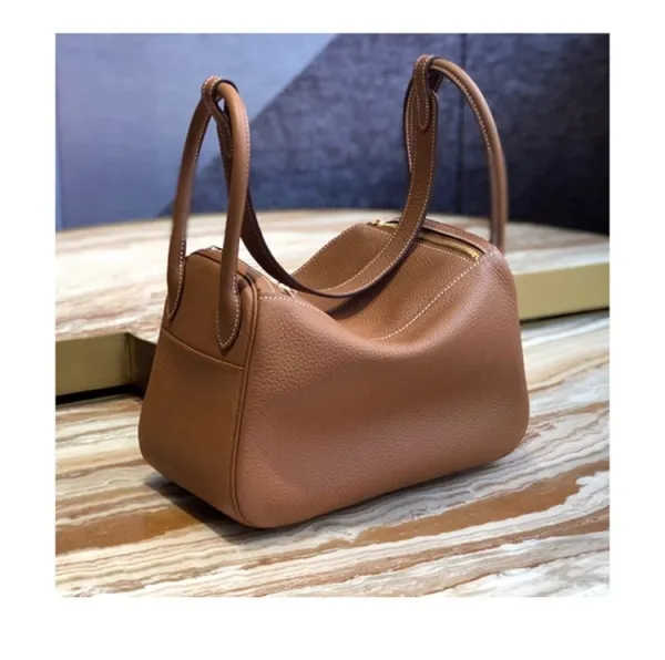 Hermès Lindy Bag 30 in Gris Tourterelle Shoulder Bag - 29