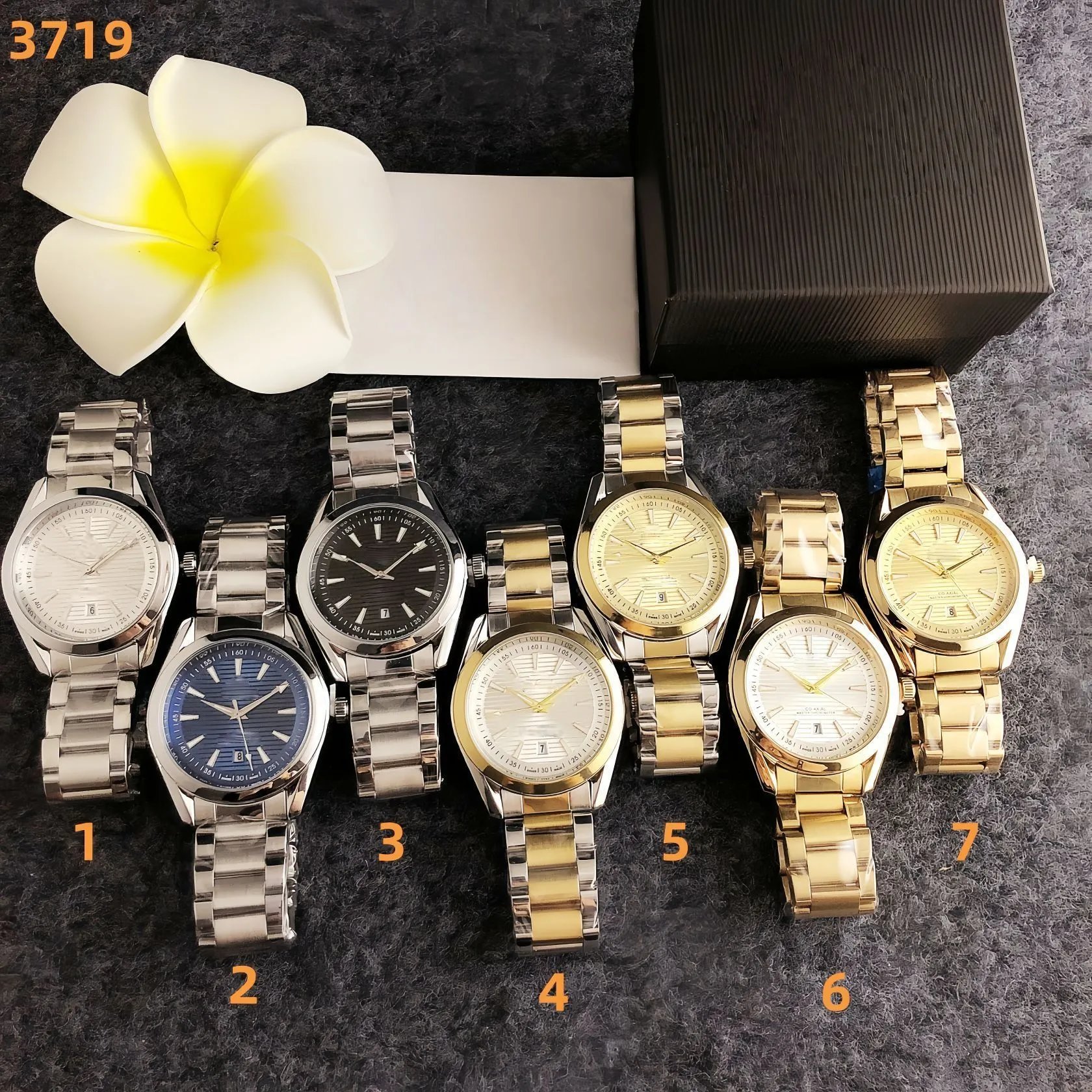 Design Stainless Steel Chronograph Watch Black Dial Silver Bracelet Watches - 17