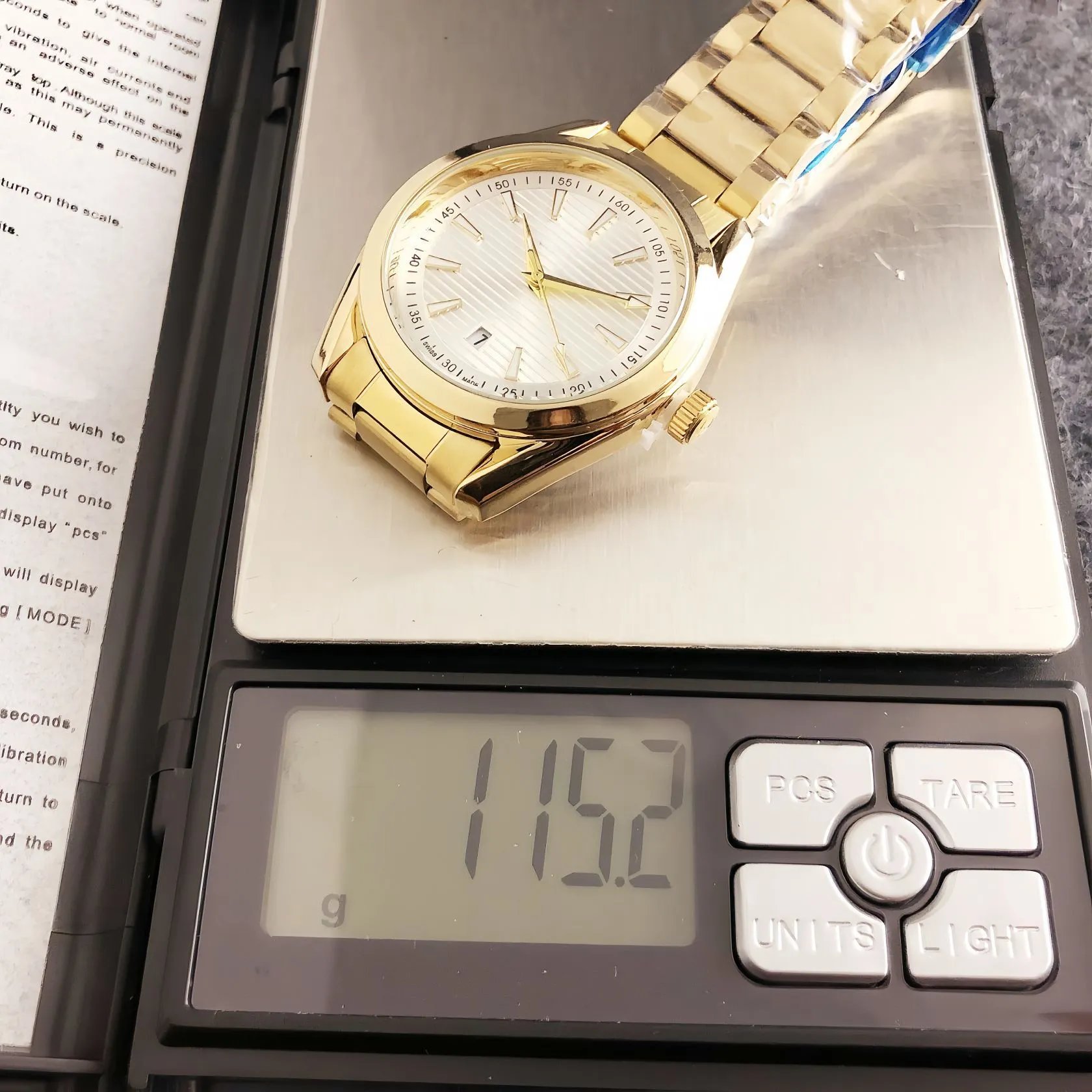 Design Stainless Steel Chronograph Watch Black Dial Silver Bracelet Watches - 16