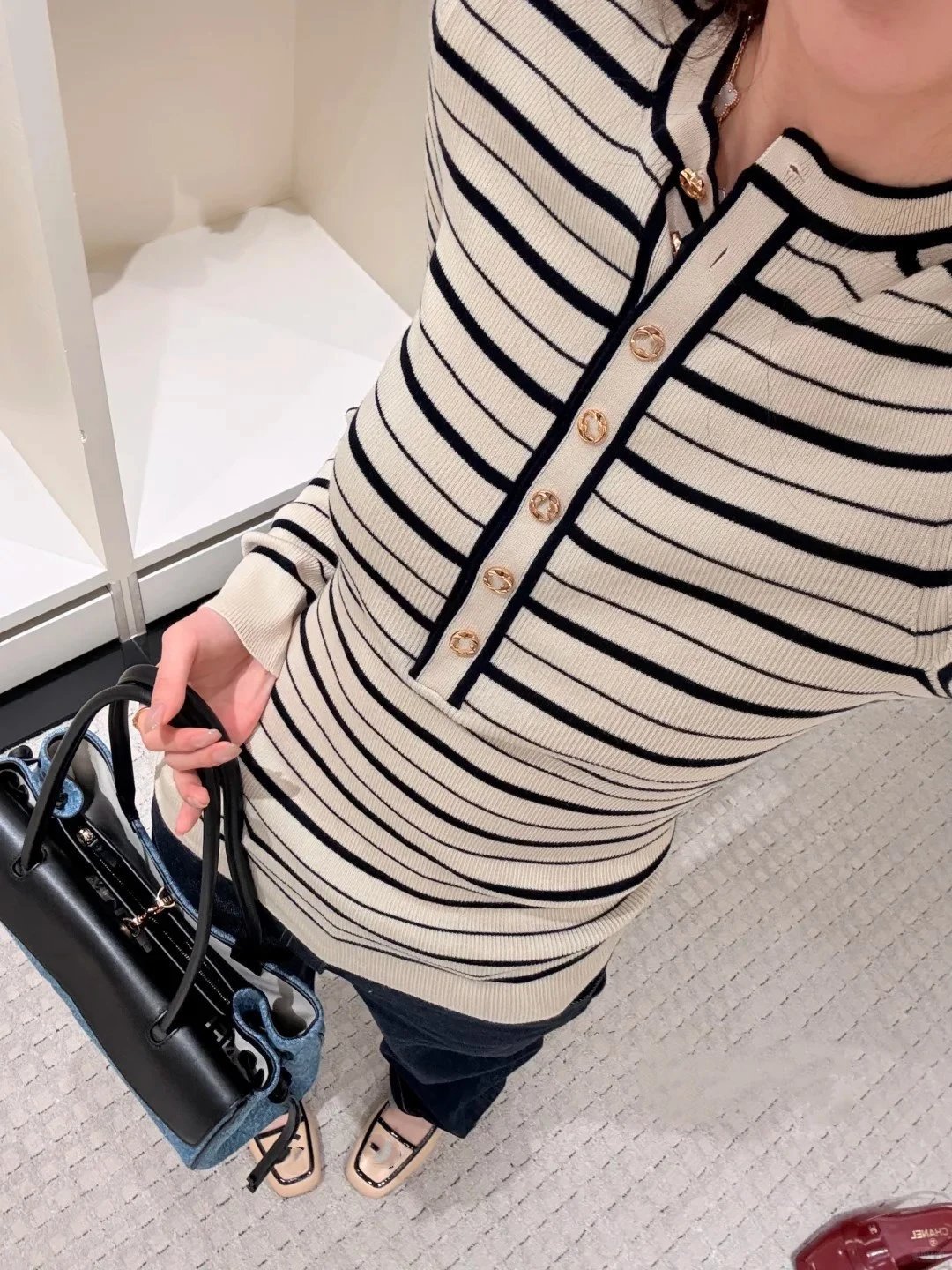 Design Striped Henley Sweater Beige and Black - 6