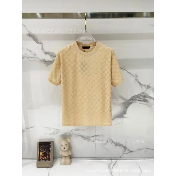 Design Checker Texture Beige T-Shirt - 1