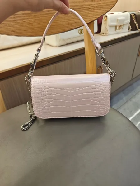 Valentino Garavani VLogo Small Chain Bag Black - 7