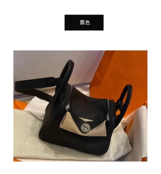 Hermès Lindy Bag 30 in Gris Tourterelle Shoulder Bag - 31