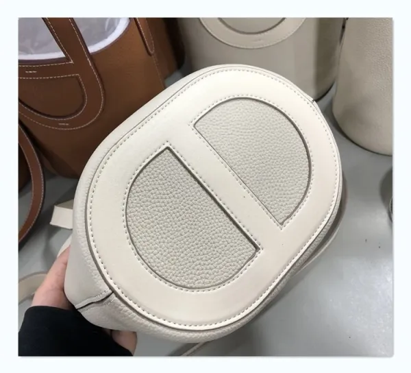 Jacquemus Le Chiquito Bucket Bag Beige Handbag - 25