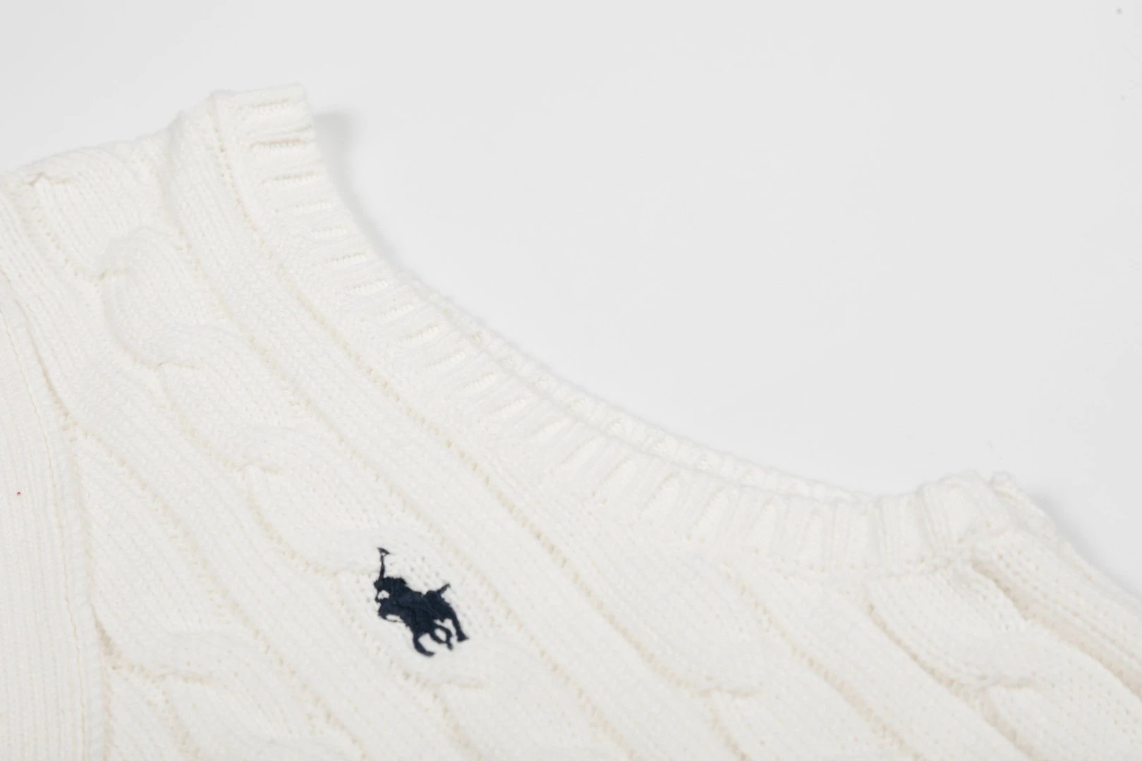 Polo Ralph Lauren Cable Knit V-Neck Vest Red - 6