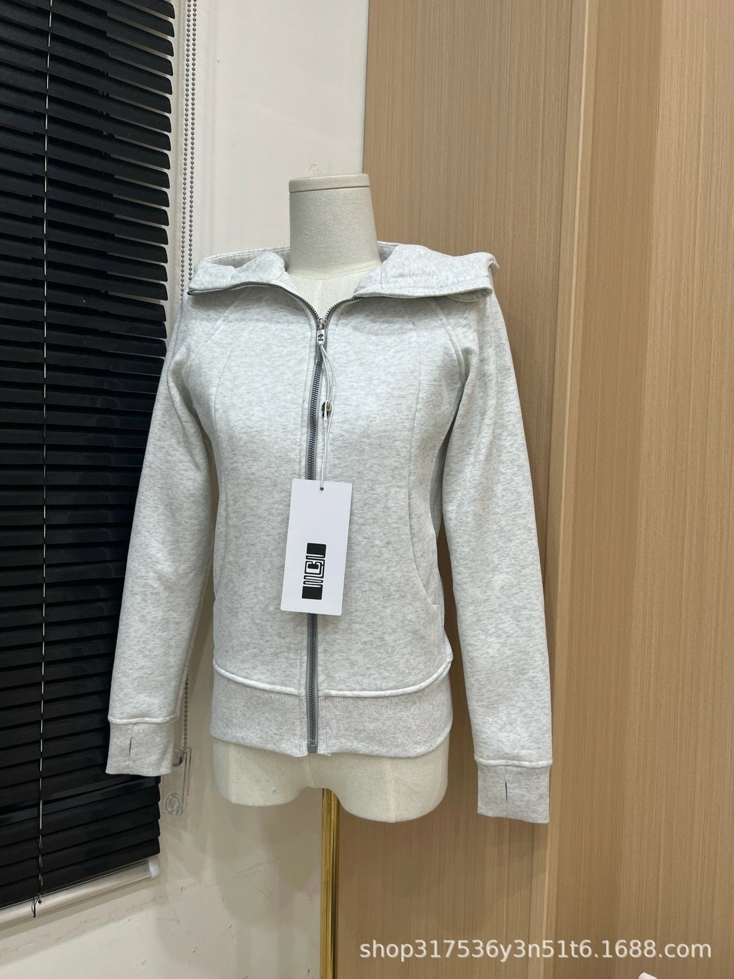 Gray gray label SKU image