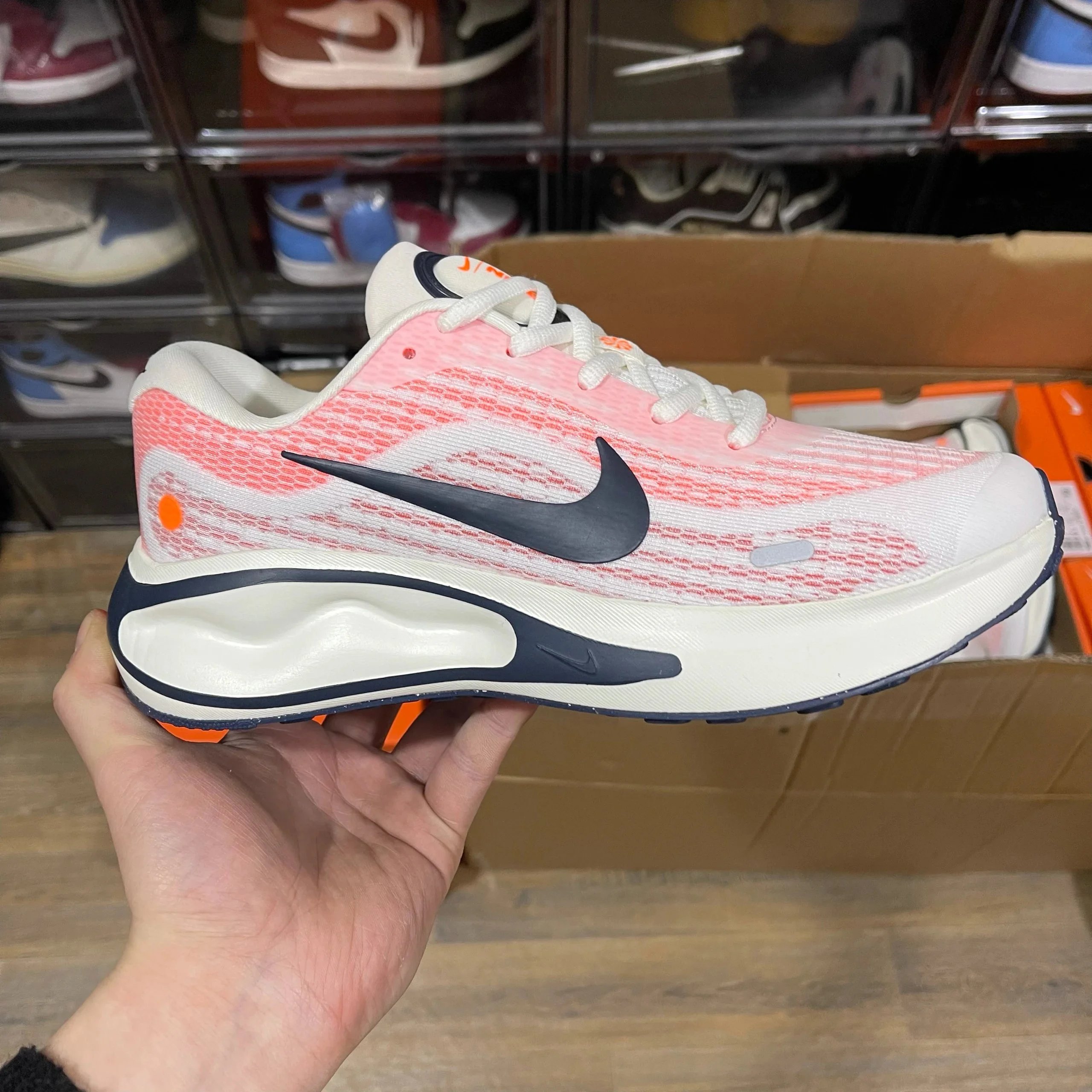 White powder FN0228-100
