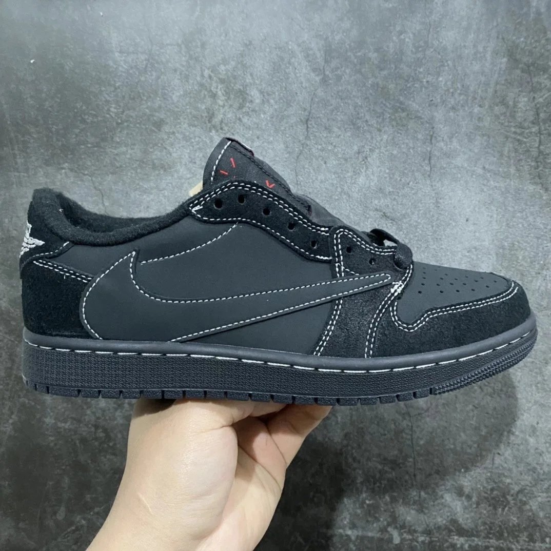4.0 Black Hook DM7866-001