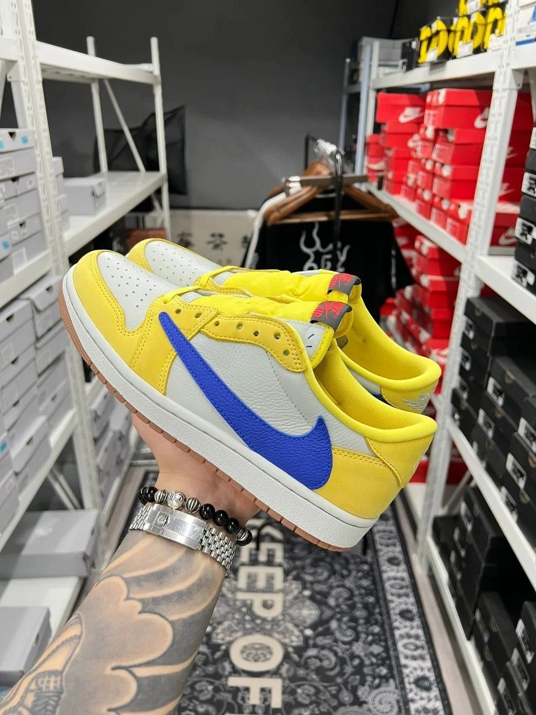 Canary Yellow Hook