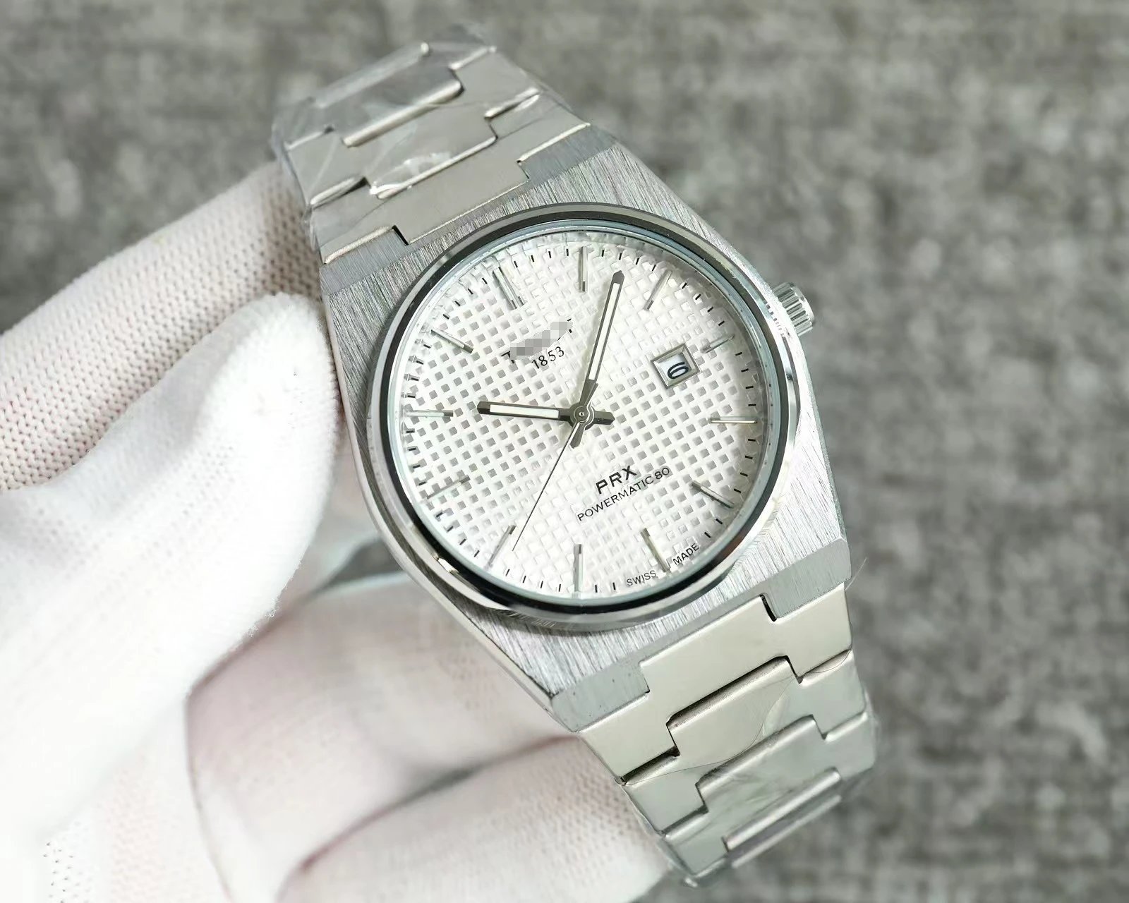 Ordinary mechanical grid white