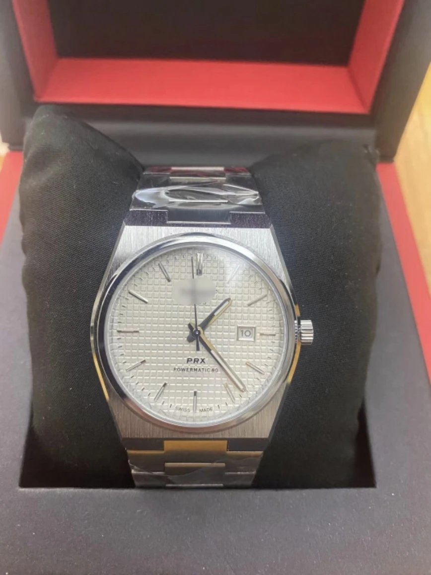 New quartz grid white watch