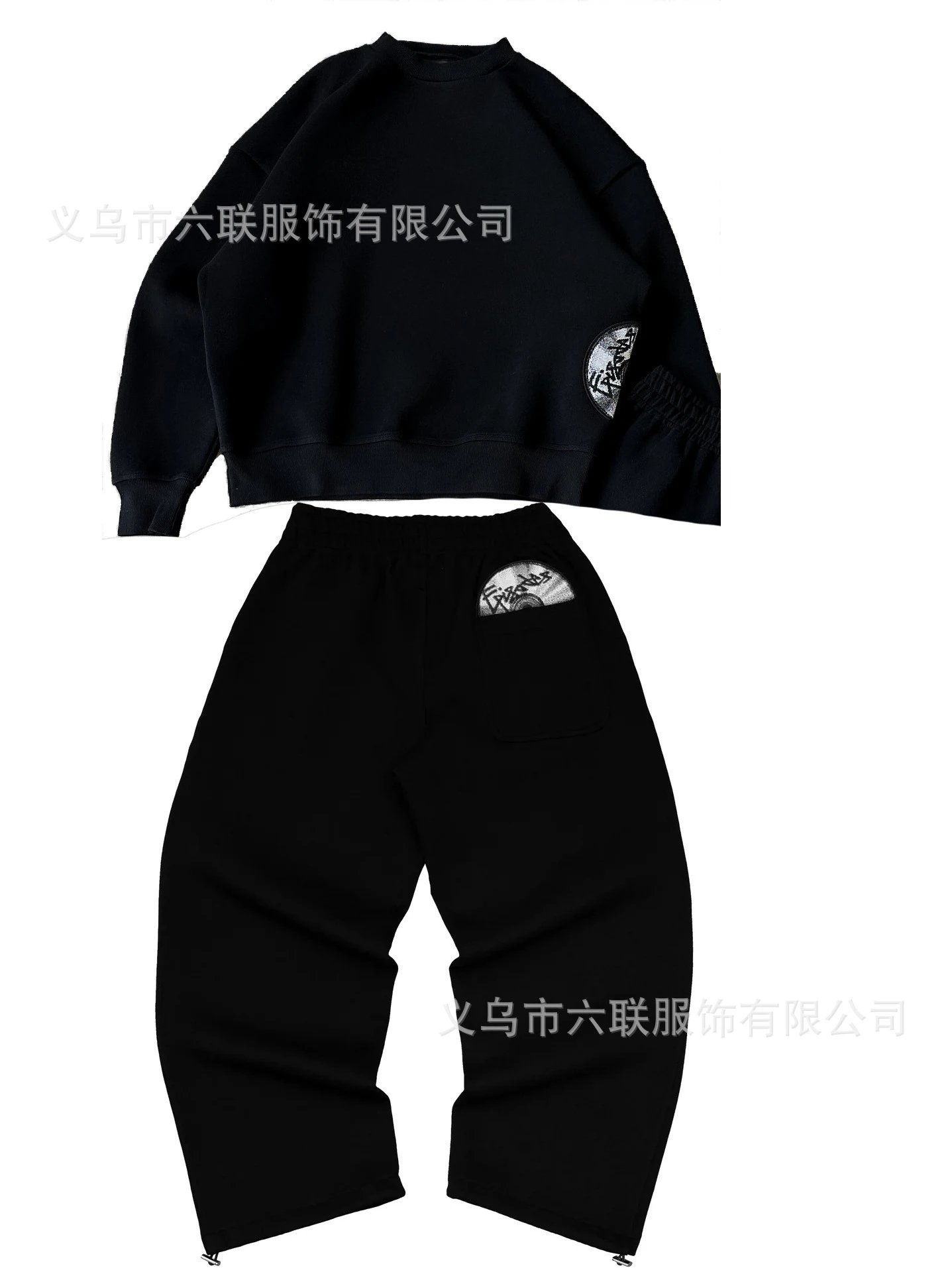 Black round neck set