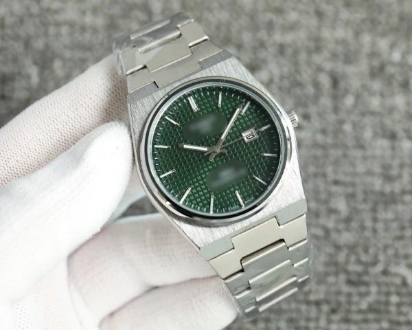 Quartz grid green