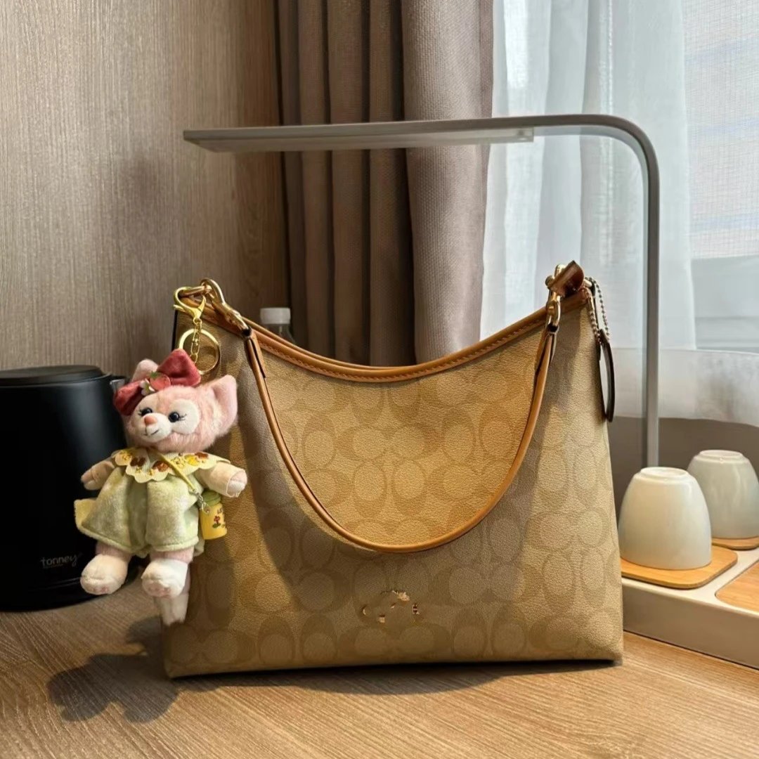 C**ch Handbags 2025 - 133526