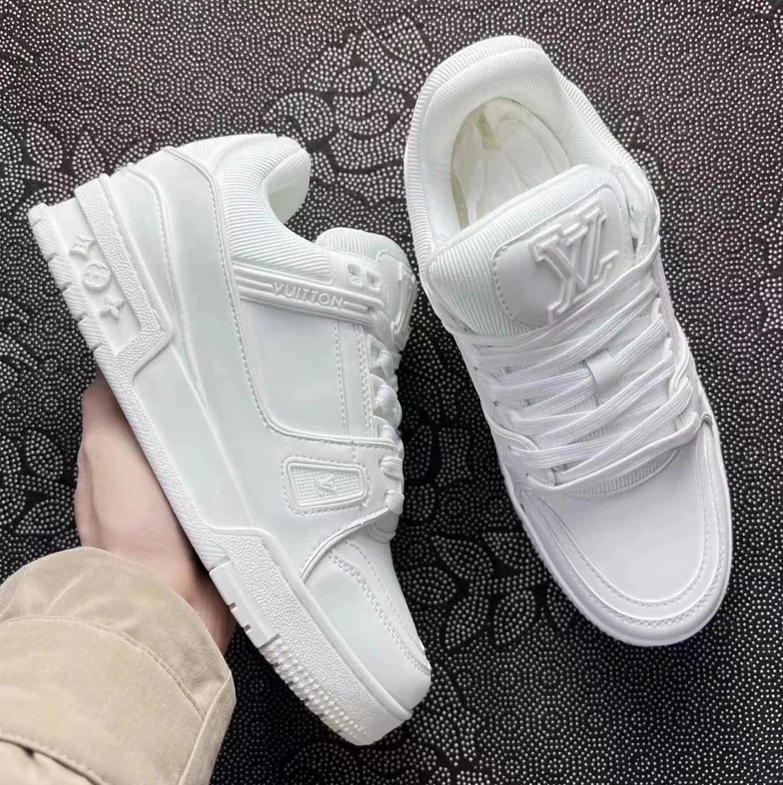LV Trainers White Signature (Budget) — WHITE 51BCOLORE colorway — USFans Spreadsheet photo