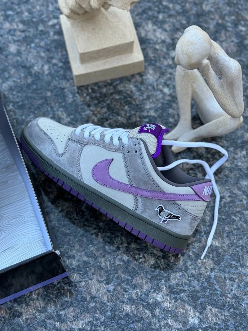 Nike Dunk Low Purple Pigeon OG