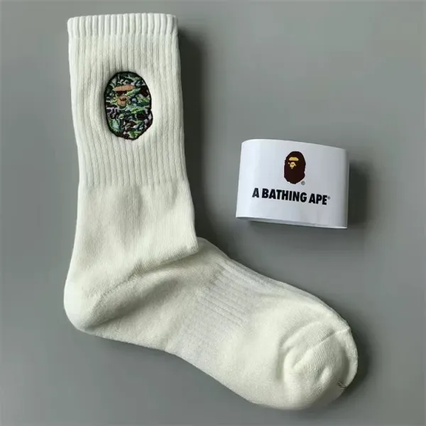 A Bathing Ape Camo Ape Head Embroidered Crew Socks White - 1