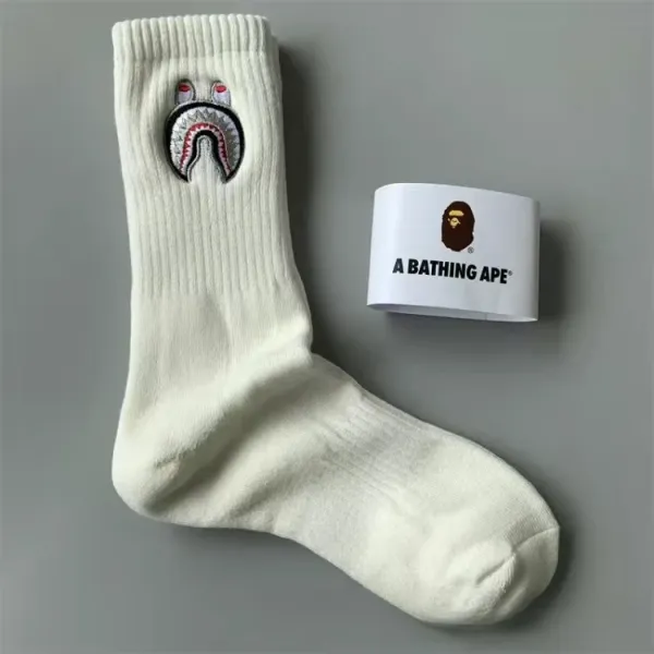 A Bathing Ape Shark Embroidered Crew Socks White - 1