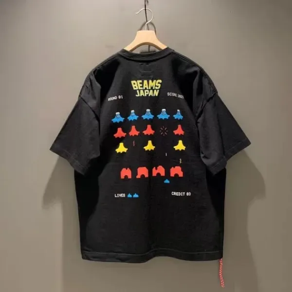 Design BEAMS JAPAN Space Invaders Graphic Black T-Shirt T-Shirts - 1