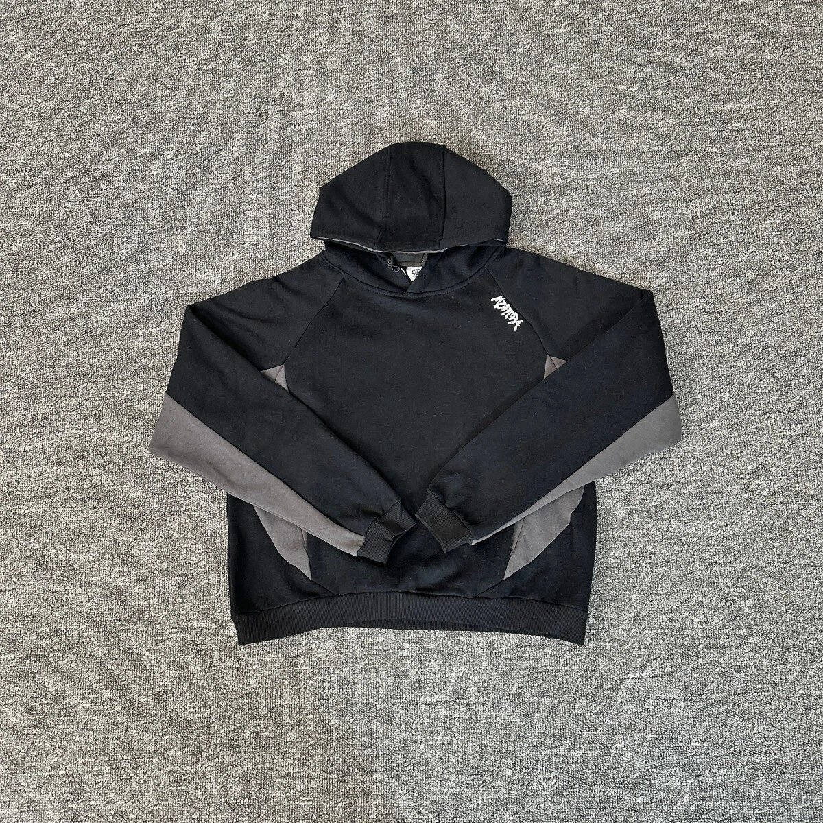 H052 Black