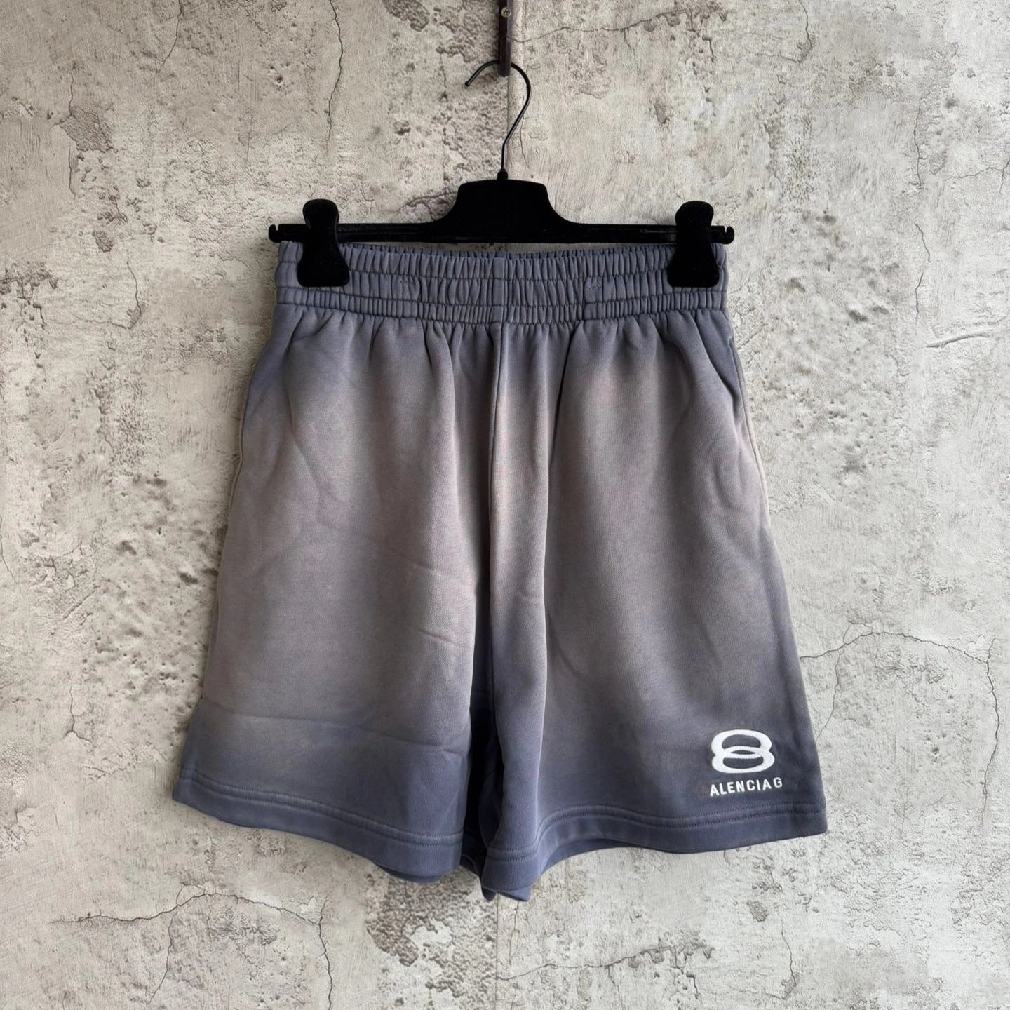 Alenciac Gradient Gray Embroidered Logo Casual Shorts
