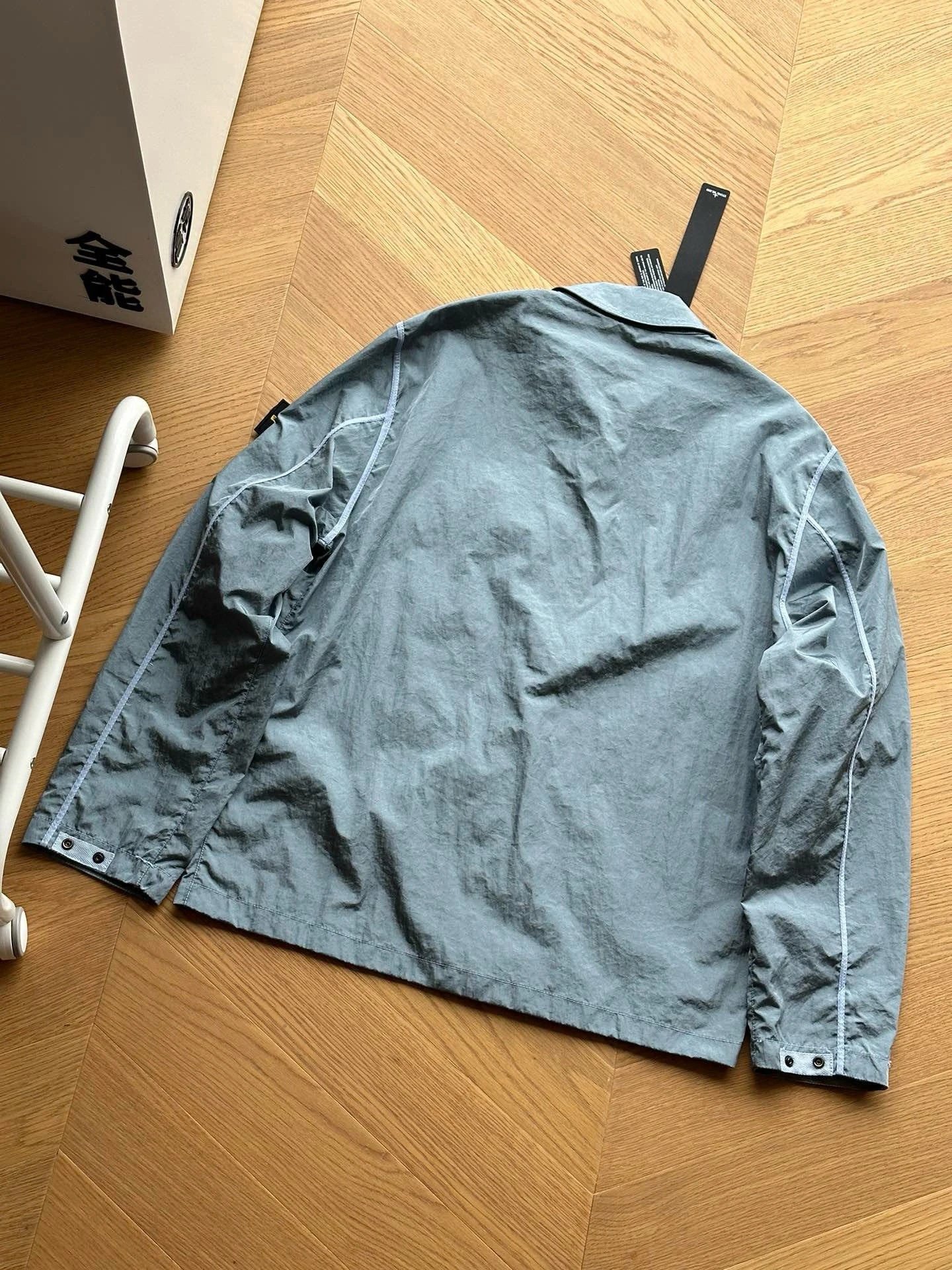 Metal Nylon Drawstring Jacket photo 8
