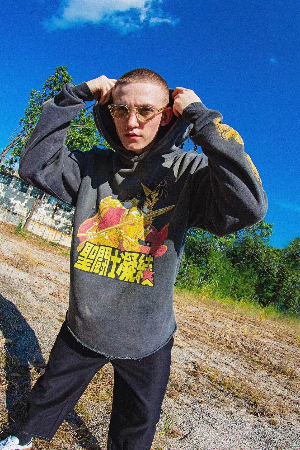 Saint Tears Graffiti Print Hoodie White - 18
