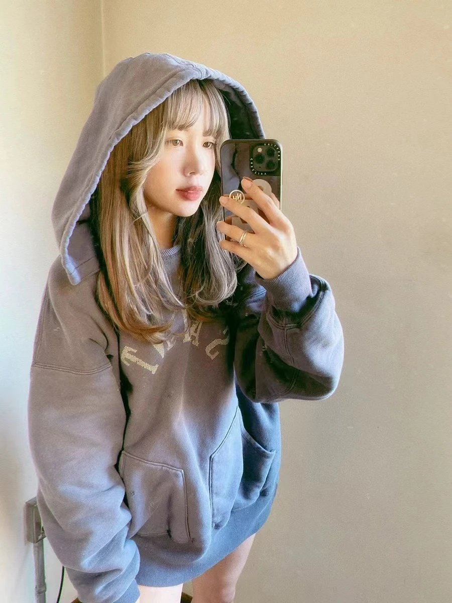Saint Tears Graffiti Print Hoodie White - 21