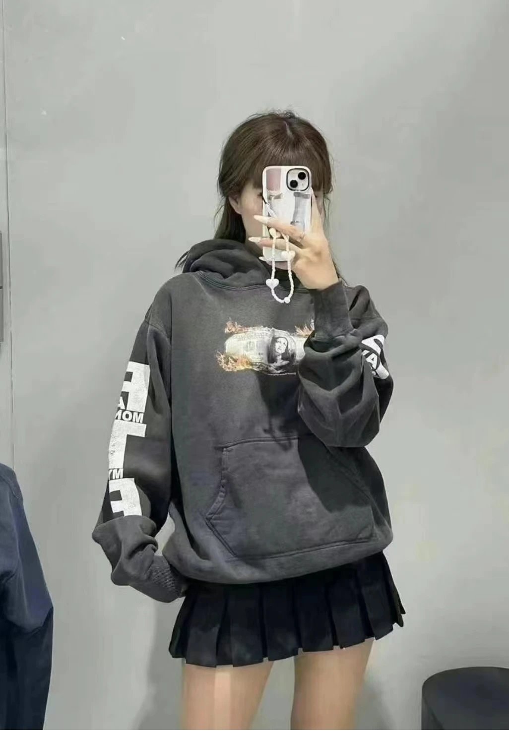 Saint Tears Graffiti Print Hoodie White - 31