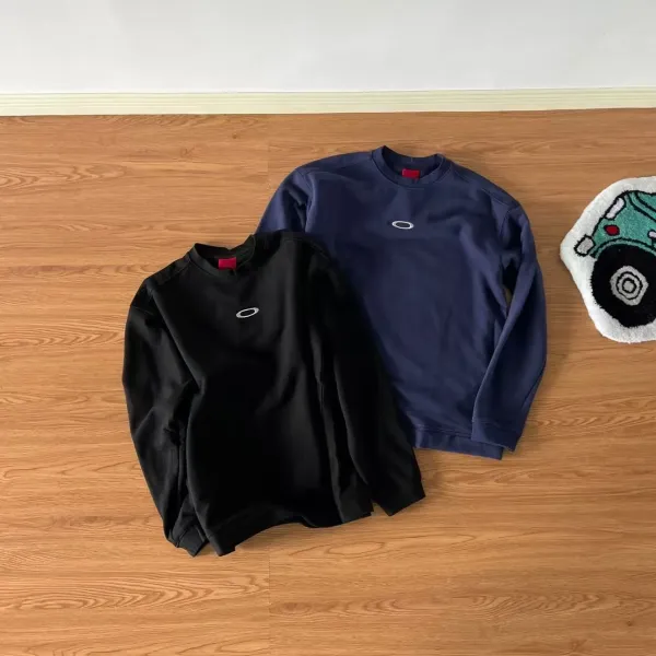 Oakley Logo Crewneck Black Sweatshirt Sweater - 9