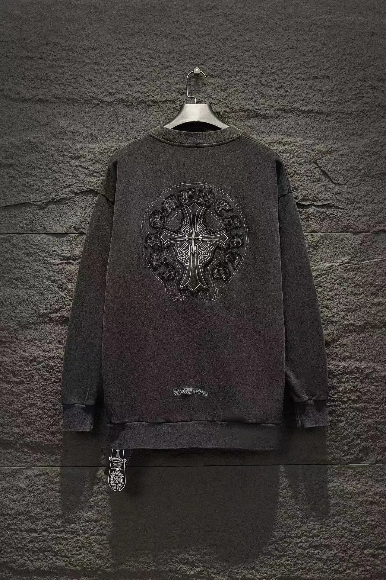 Appliqué Hoodie photo 4