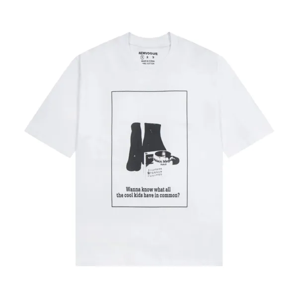 Design New Vogue x Maison Margiela Graphic Print White T-Shirt T-Shirts - 1
