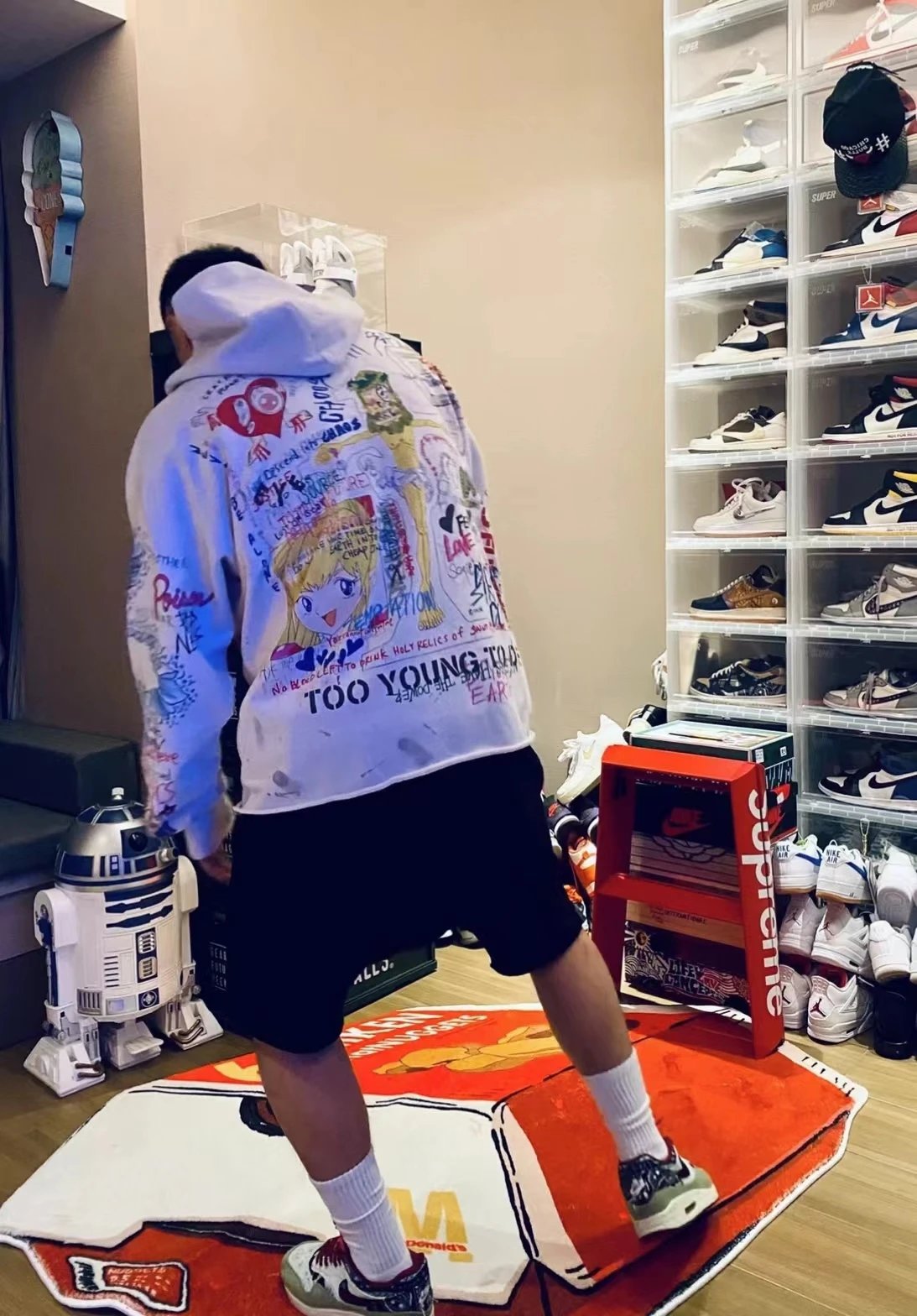 Saint Tears Graffiti Print Hoodie White - 29