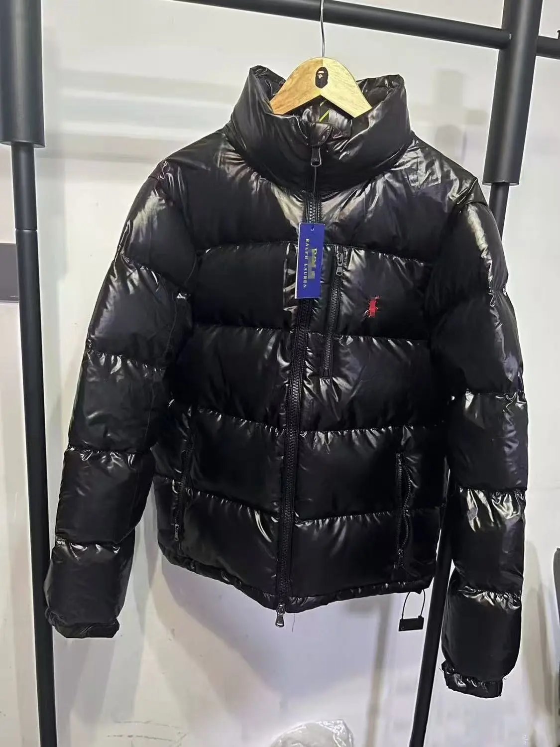 8558 Glossy Black