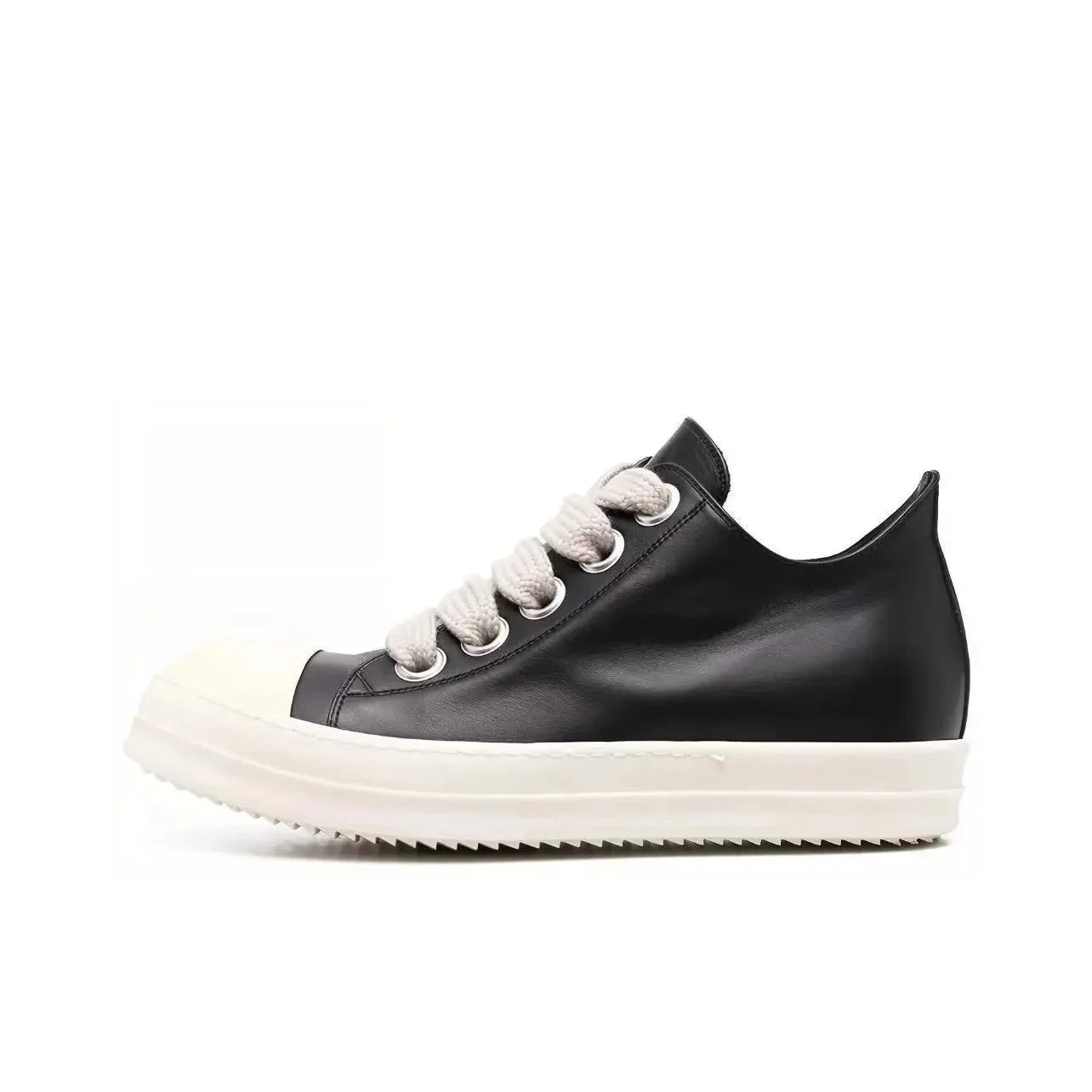 Mid-top leather with thick laces