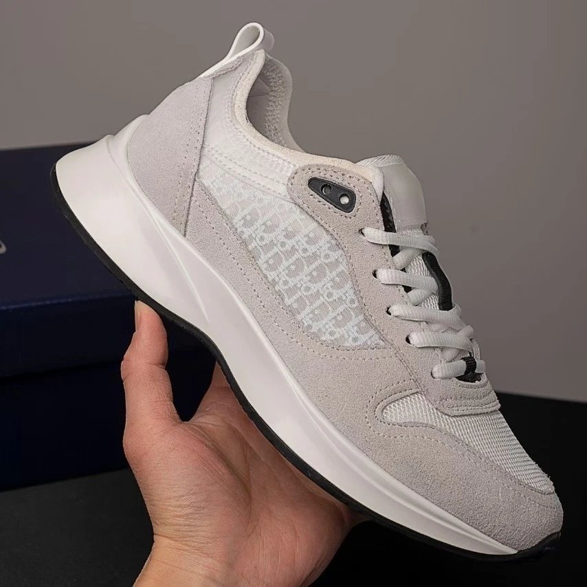 25 Light Grey White