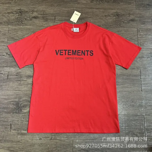 Vetements 'For Everyone' Arch Logo Gray T-Shirt - 18