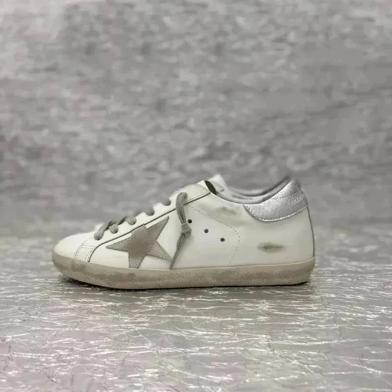 Golden Goose Sneakers Low-top star-appliqué image 8