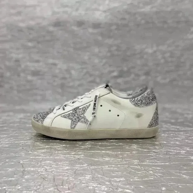 Golden Goose Sneakers Low-top star-appliqué product detail image 3